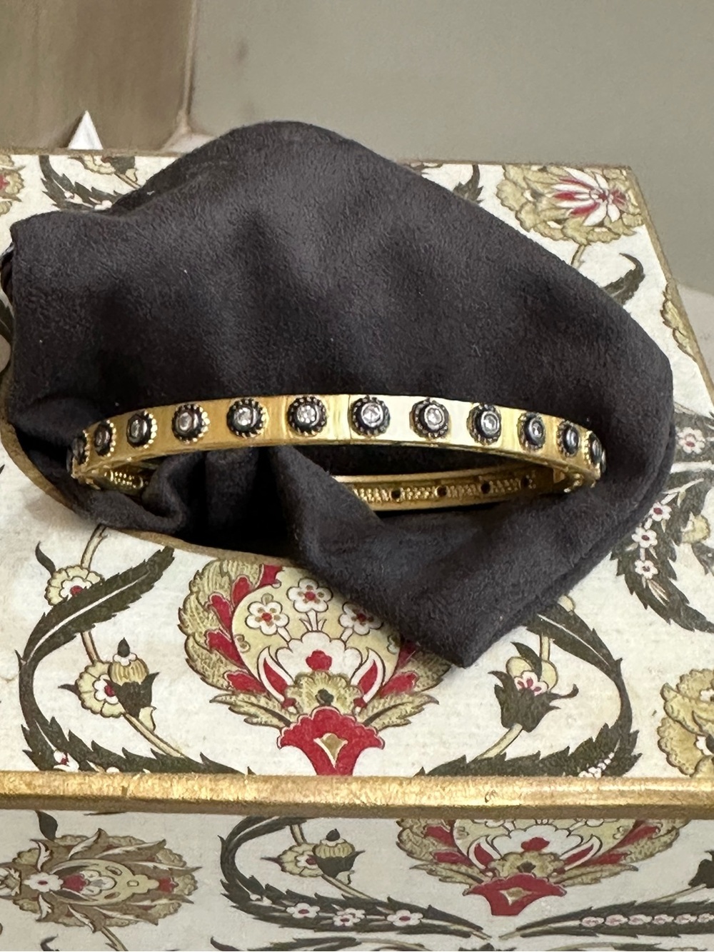 Gold Studded Eternity Hinge Bracelet